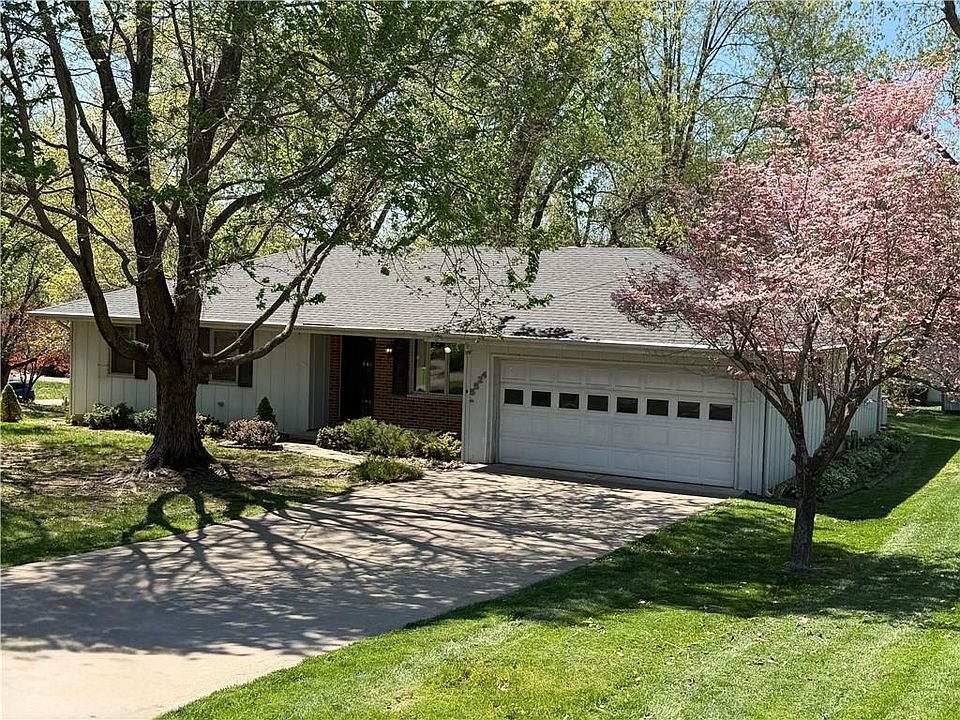 1st image of 5524 S 39th Ter