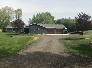 10585 Gardner Rd, Nashville, MI 49073