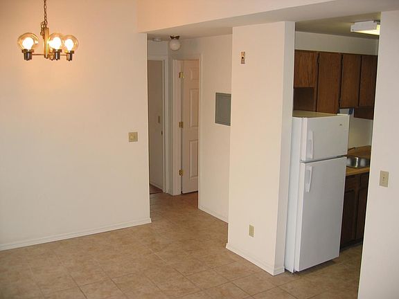 3rd image of 4230 8th Ave NE #30443