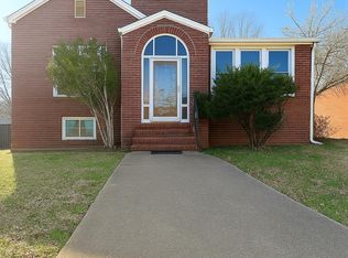 5608 1st St NE, Washington, DC 20011