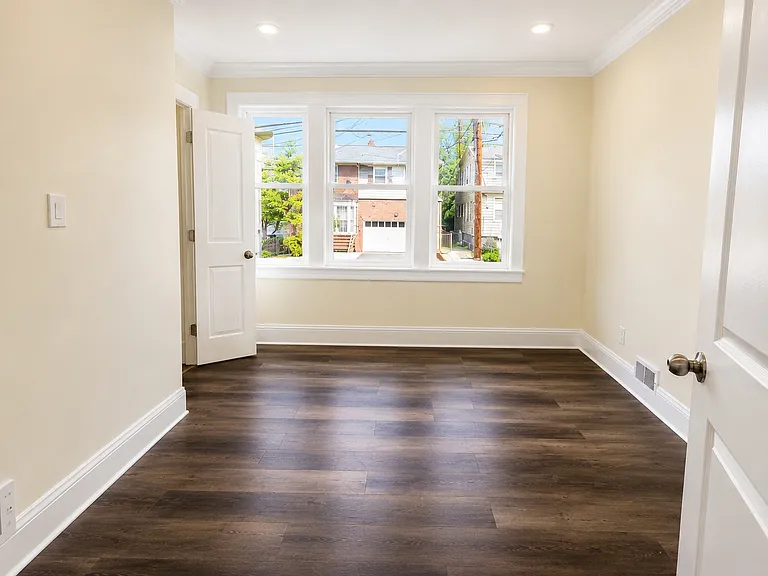 BEDROOM #1