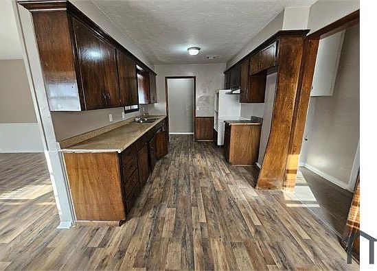 1st image of 8712 N Hudson Ave
