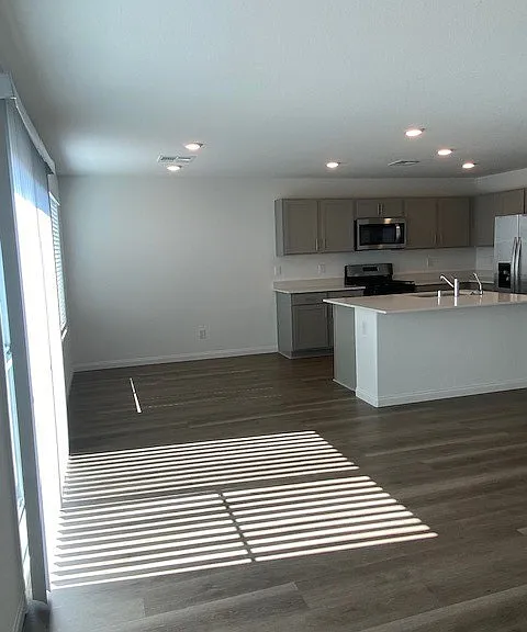 10370 Ricordi St — Photo 3