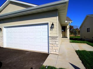 38263 Explorer Cir NE, North Branch, MN 55056