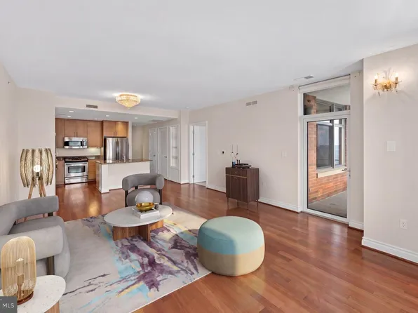 8220 Crestwood Heights Dr APT 1411, Mc Lean, VA 22102