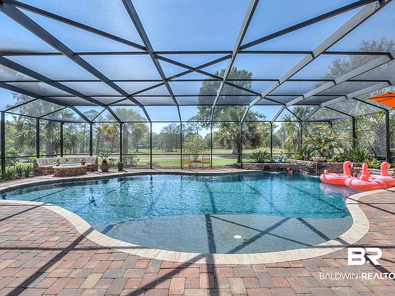 3rd image of 637 W Estates Dr
