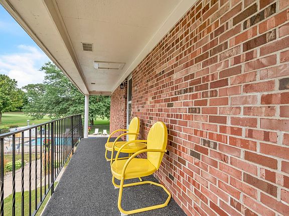 2nd image of 1700 Country Club Dr