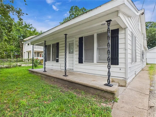 138 Watson St, Bryan, TX 77801