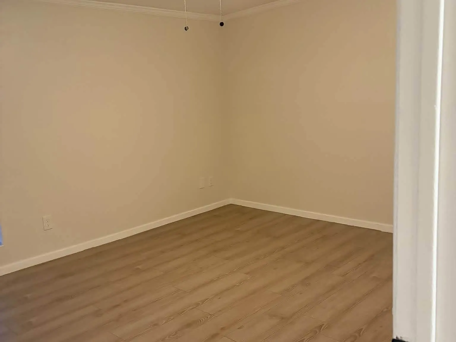 4 bed, 1700 sqft, $1,950 — Photo 1