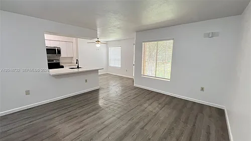 2485 NW 33rd St #1610 Photo 1 2485 NW 33rd St #1610 Photo 1