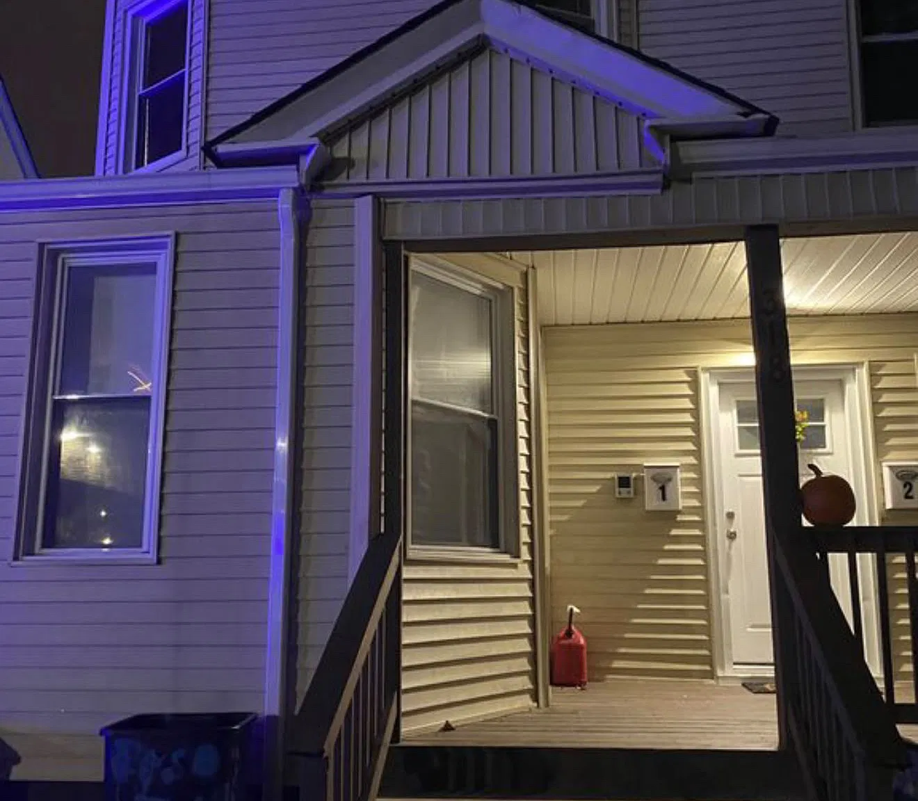 3 bed, $2,500 — Photo 1