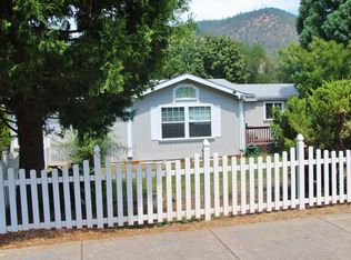 1767 2nd Ave, Gold hill, OR 97525