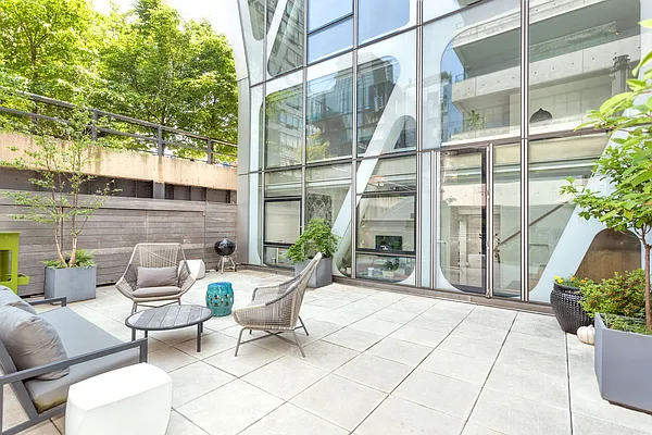 Rented by Brown Harris Stevens | media 8
