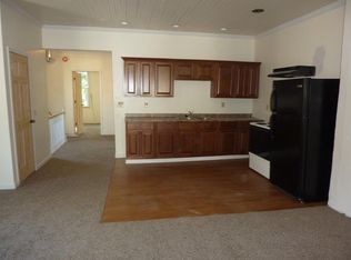 112 1/2 Fayette St, Palmyra, NY 14522