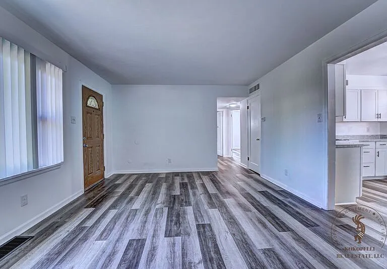 1355 Mesa Ave — Photo 10