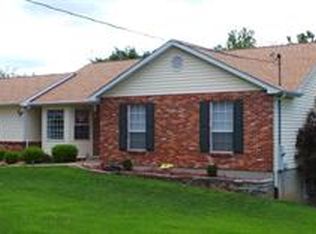 11 Meadow Rdg, Festus, MO 63028