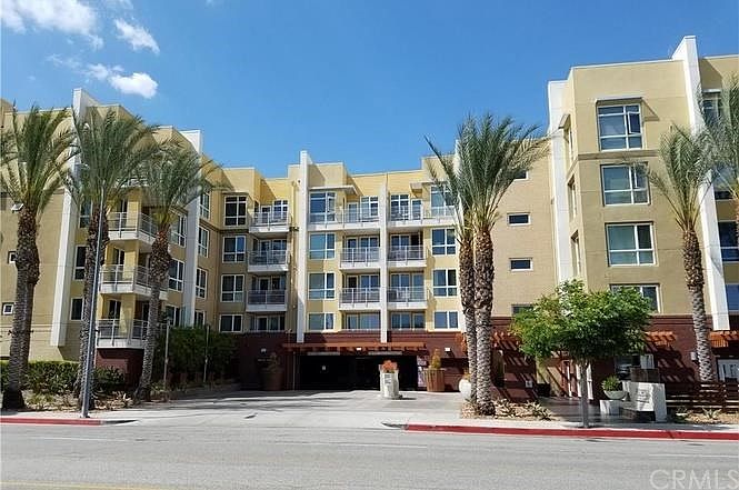 1st image of 21301 Erwin St Unit 337