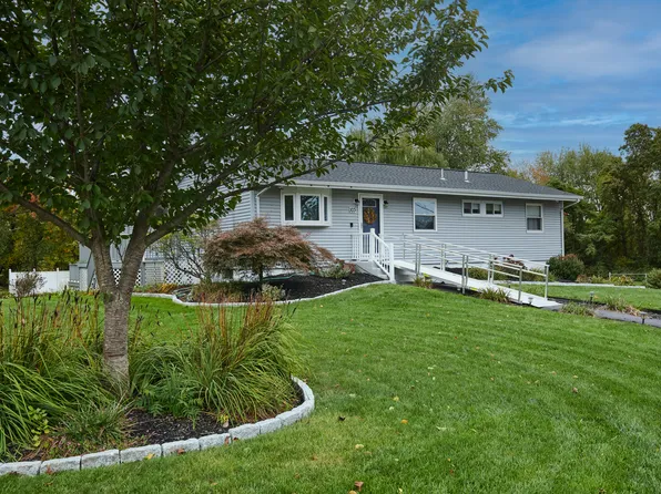 103 Pleasant View Road, Derby, CT 06418
