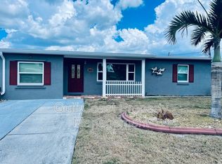 631 Palmetto Dr, Pt Charlotte, FL 33952