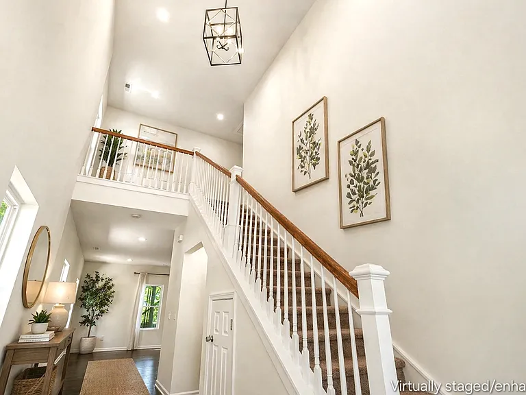 2415 Kimway Dr — Photo 3