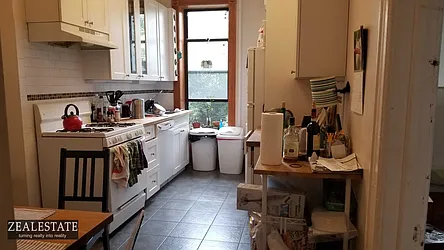 Rented by ZealEstate Group Inc