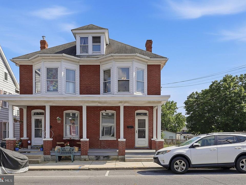 1st image of 421 Jefferson St
