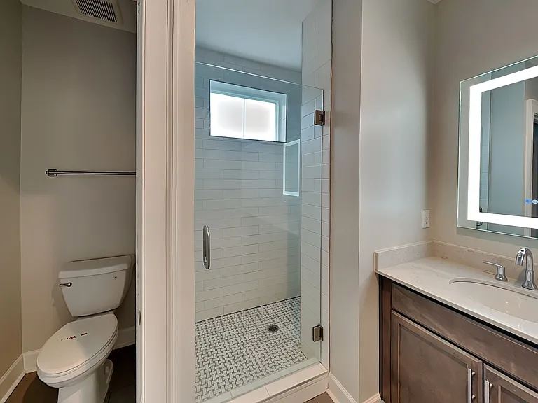 1777 Temple Ave #G — Photo 11