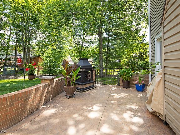 4th image of 20622 Wildwood Ln