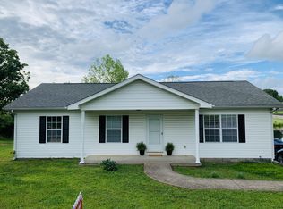 51 Rye St, Mc Ewen, TN 37101