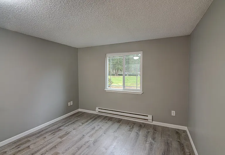 17302 10th Ave S #B6 — Photo 10