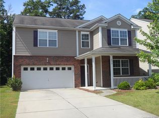 2212 Savannah Hills Dr, Matthews, NC 28105