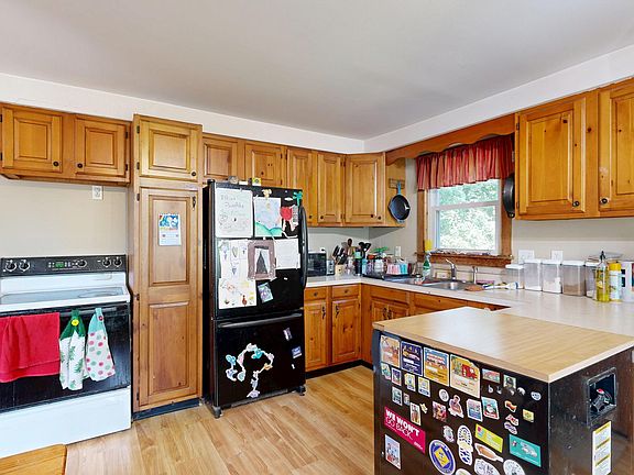 4th image of 12 Gerry Avenue