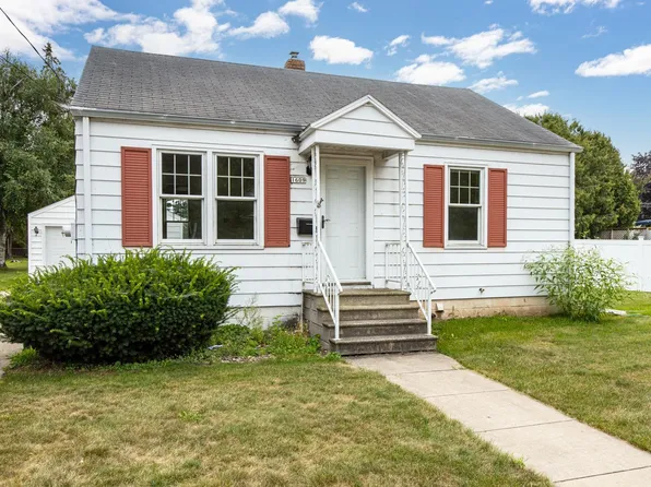 1609 W Murdock Ave, Oshkosh, WI 54901