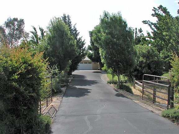 2nd image of 5125 Rancho La Loma Linda Dr