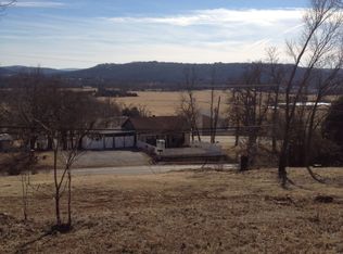 1078 E Huntsville Rd, Fayetteville, AR 72701