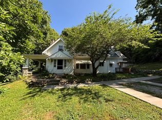 5711 & 5601 Savannah Rd, Saint Joseph, MO 64505