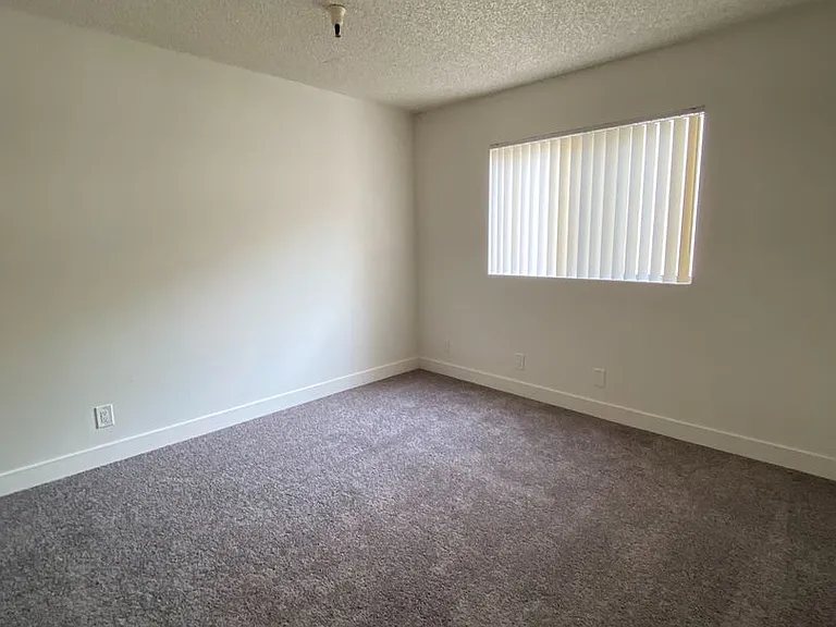 B & B Apartments — Photo 10