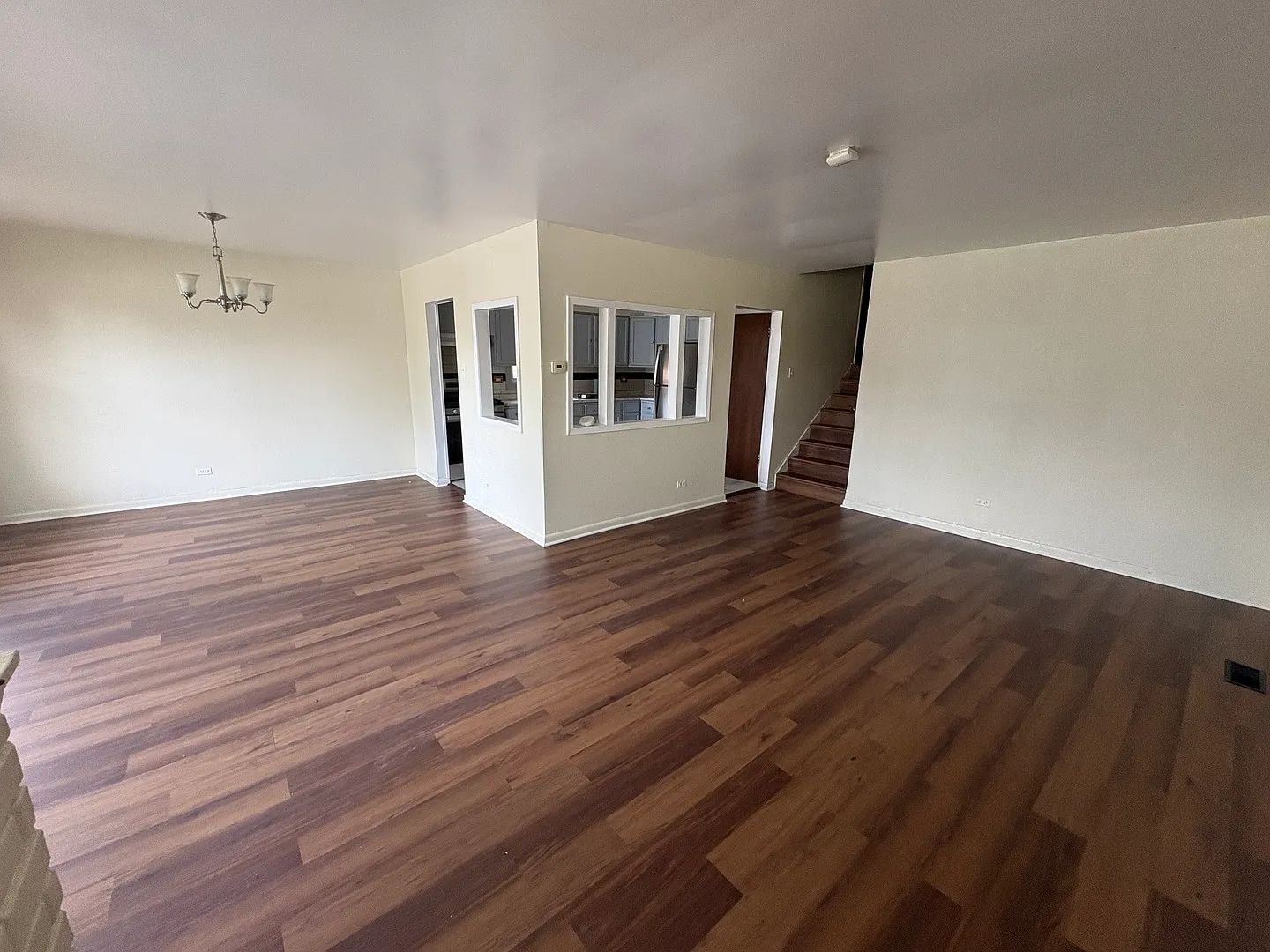3 bed, 1162 sqft, $2,600 — Photo 3