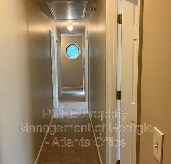 3213 Southridge — Photo 20