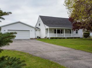 244 Ten Mile Rd NE, Comstock Park, MI 49321