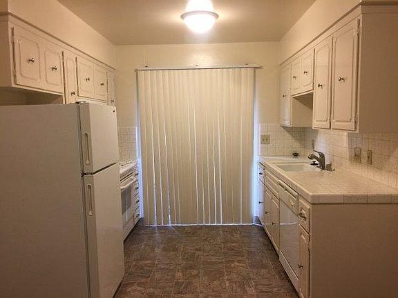 2nd image of 3038 N Vagedes Ave APT 1