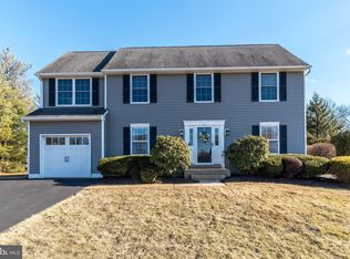 5296 Geddes Way, Pipersville, PA 18947