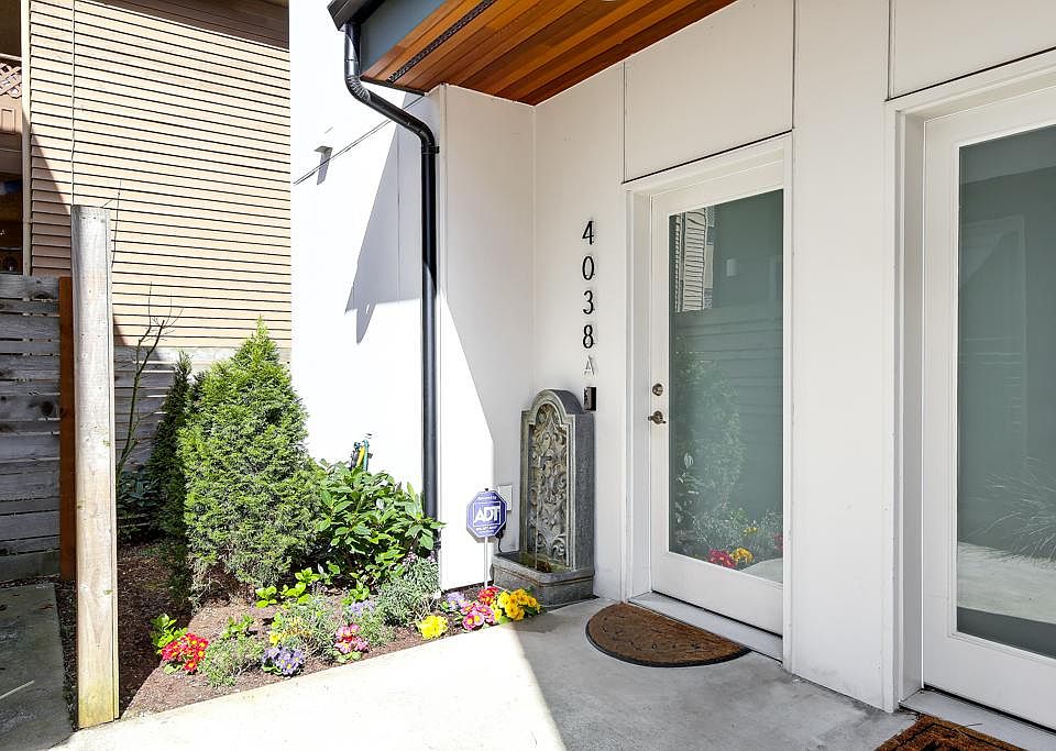 1st image of 4038 California Ave SW