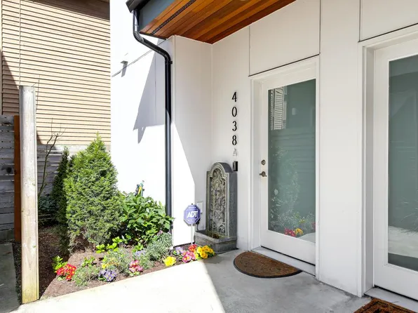 4038 California Ave SW, Seattle, WA 98116