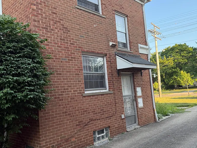 18709 Chagrin Blvd #2 — Photo 13