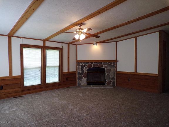 5th image of 16308 27th St