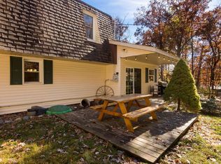 607 Shelly B Ln, Traverse City, MI 49696