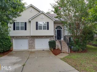 90 Cedarhurst Rd, Lawrenceville, GA 30045