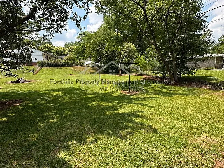 809 Wilson St — Photo 22