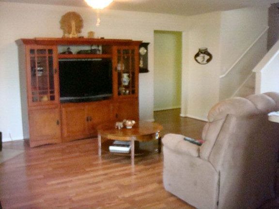 4th image of 1501 Sunflower Ln